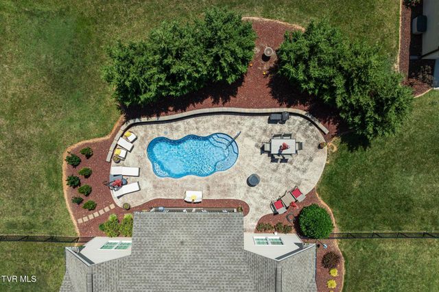 1038 Sylvias Meadow, Jonesborough, TN 37659