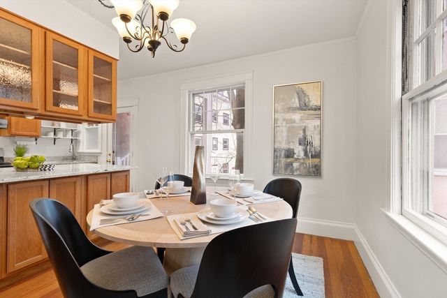 60 Crescent St. 2, Cambridge, MA 02138