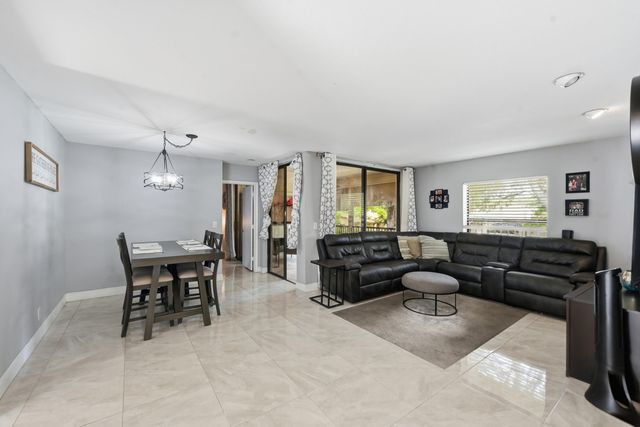 4623 Carambola Circle N, Coconut Creek, FL 33066