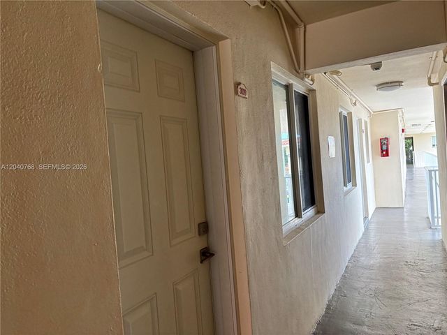 1014 Salzedo St 309, Coral Gables, FL 33134