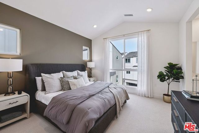 1692 Constellation Drive, Los Angeles, CA 90732