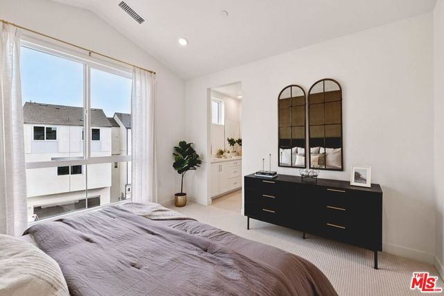 1692 Constellation Drive, Los Angeles, CA 90732