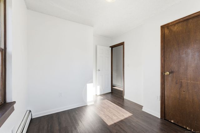 33 Guilford Street B, Hartford, CT 06120