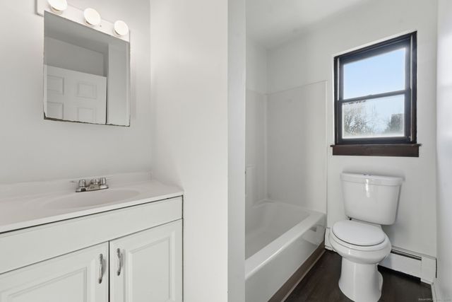 33 Guilford Street B, Hartford, CT 06120