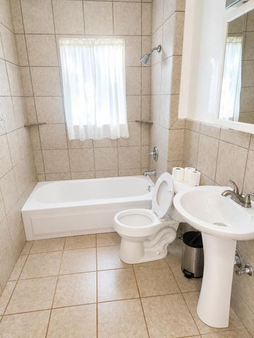 1817 W Avenue J, San Angelo, TX 76901