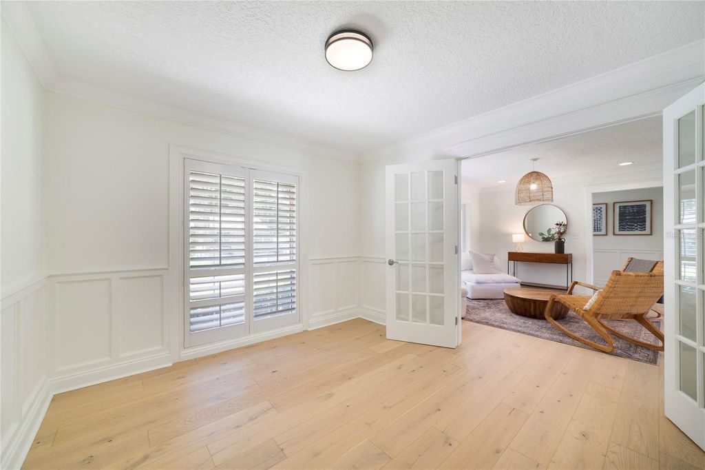 Image 17 of property listing at 1615 KING ARTHUR CIRCLE, Maitland, FL 32751