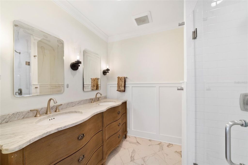 Image 25 of property listing at 1615 KING ARTHUR CIRCLE, Maitland, FL 32751