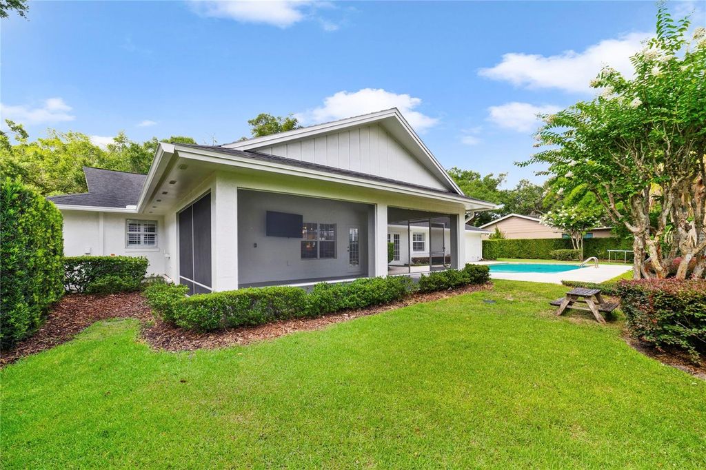 Image 35 of property listing at 1615 KING ARTHUR CIRCLE, Maitland, FL 32751