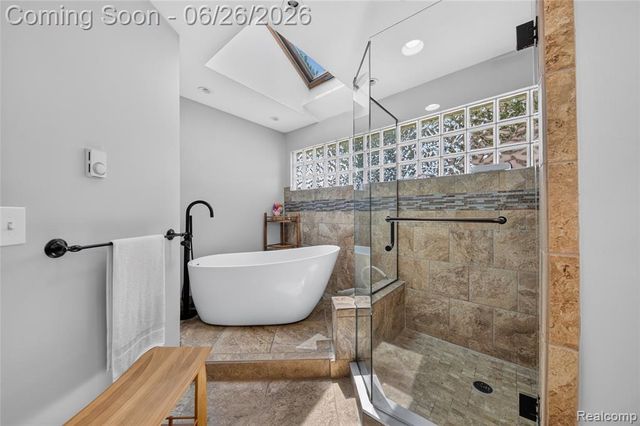 3160 Lexington Road, Waterford, MI 48328