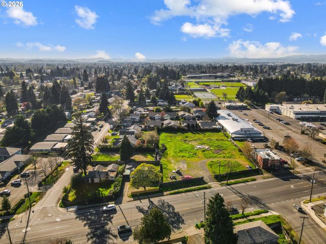 1920 RIVER Rd, Eugene, OR 97404