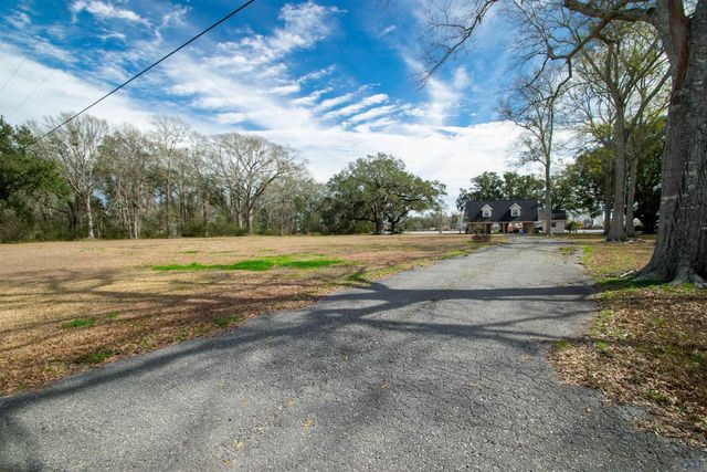 1086 9A-1 Victoria Riverside Road, Patterson, LA 70392