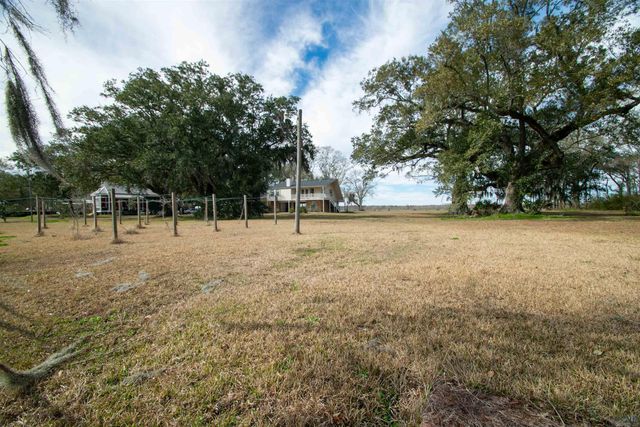 1086 9A-1 Victoria Riverside Road, Patterson, LA 70392