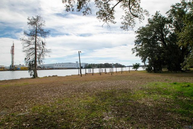 1086 9A-1 Victoria Riverside Road, Patterson, LA 70392