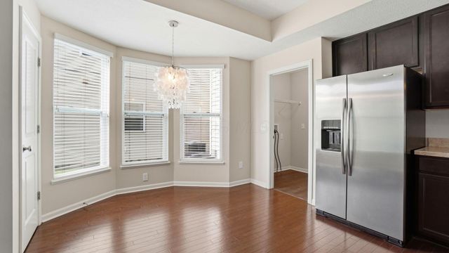 4721 Sahalee Drive, Grove City, OH 43123