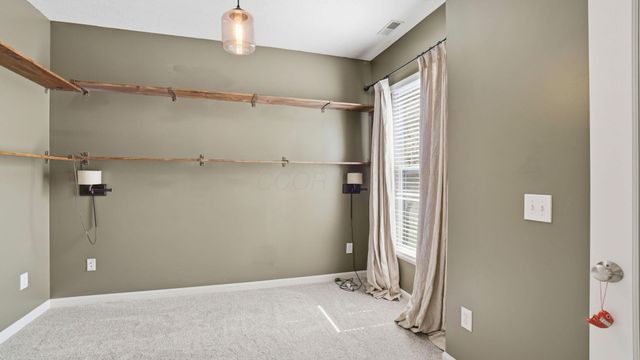 4721 Sahalee Drive, Grove City, OH 43123