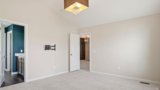 4721 Sahalee Drive, Grove City, OH 43123