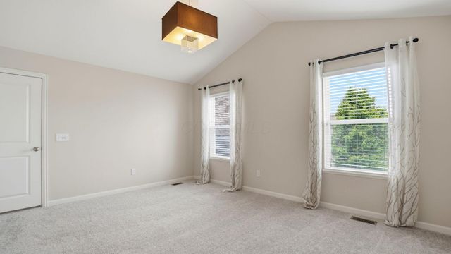 4721 Sahalee Drive, Grove City, OH 43123