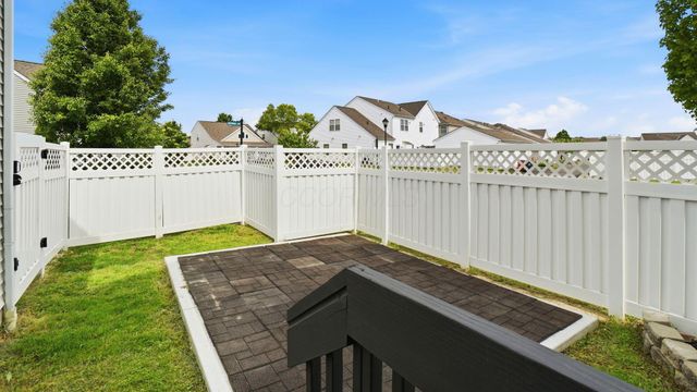 4721 Sahalee Drive, Grove City, OH 43123
