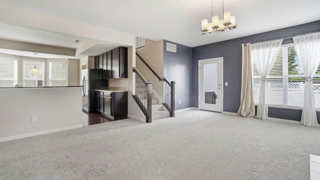 4721 Sahalee Drive, Grove City, OH 43123