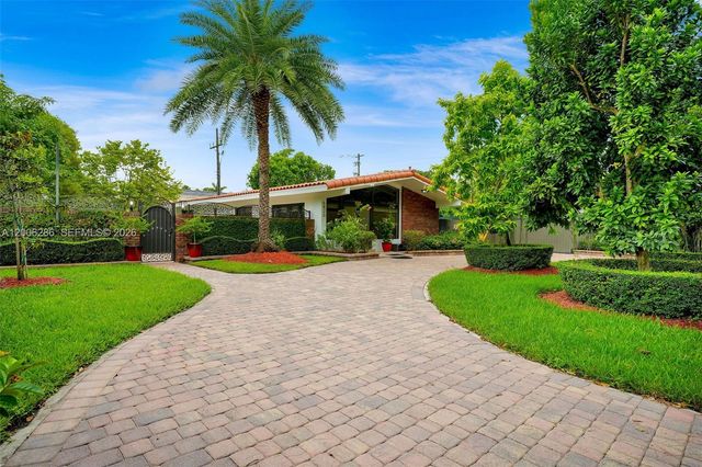 6820 SW 86th Ave, Miami, FL 33143