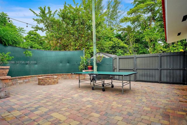 6820 SW 86th Ave, Miami, FL 33143