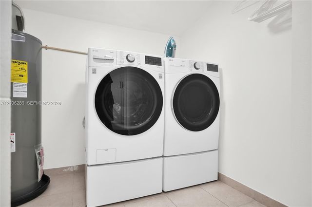 6820 SW 86th Ave, Miami, FL 33143