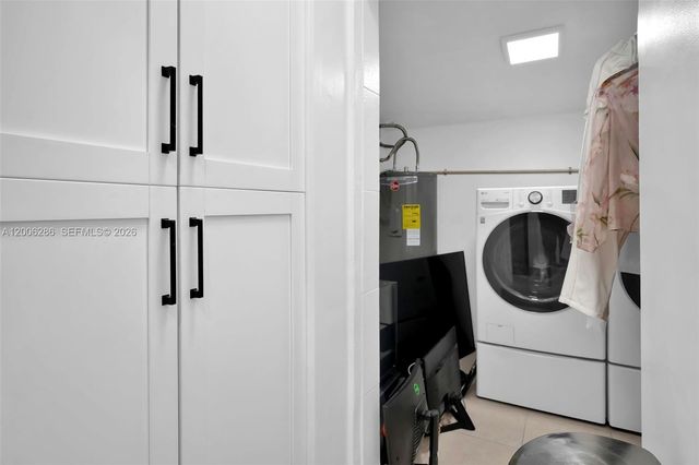 6820 SW 86th Ave, Miami, FL 33143