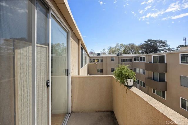 14141 Dickens 312, Sherman Oaks, CA 91423