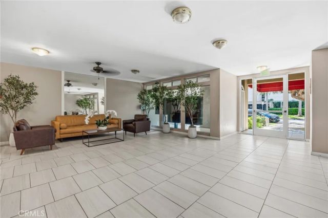 14141 Dickens 312, Sherman Oaks, CA 91423