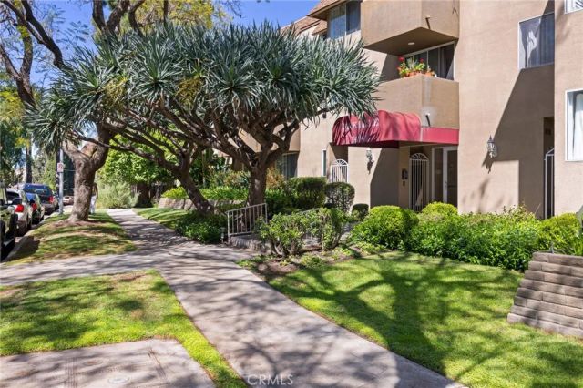 14141 Dickens 312, Sherman Oaks, CA 91423
