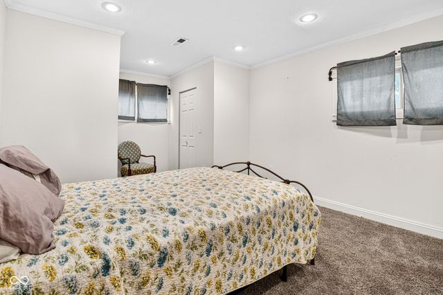 208 W Walnut Street, Sharpsville, IN 46068