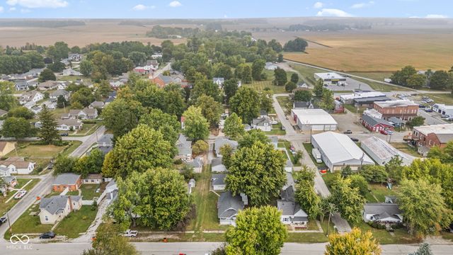 208 W Walnut Street, Sharpsville, IN 46068