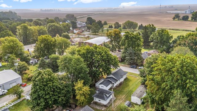 208 W Walnut Street, Sharpsville, IN 46068