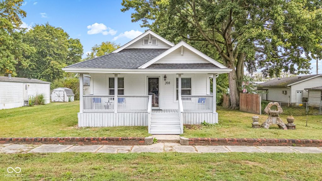 208 W Walnut Street, Sharpsville, IN 46068