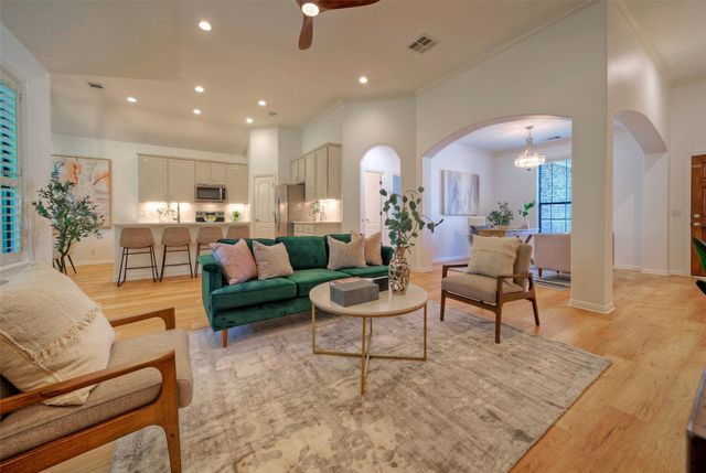 4221 Johns Light DR, Austin, TX 78727