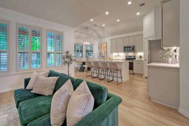 4221 Johns Light DR, Austin, TX 78727