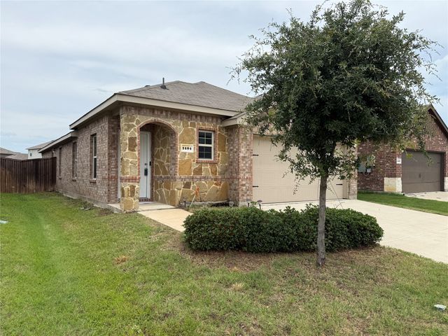 1404 Sebastian Drive, Forney, TX 75126