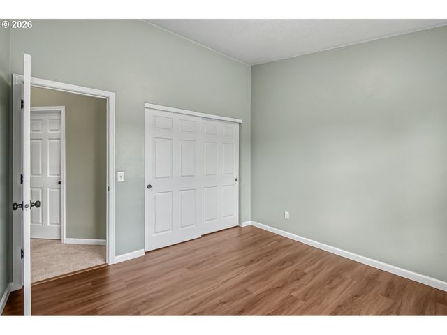 14368 TALAWA Dr, Oregon City, OR 97045
