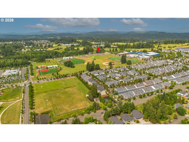 14368 TALAWA Dr, Oregon City, OR 97045