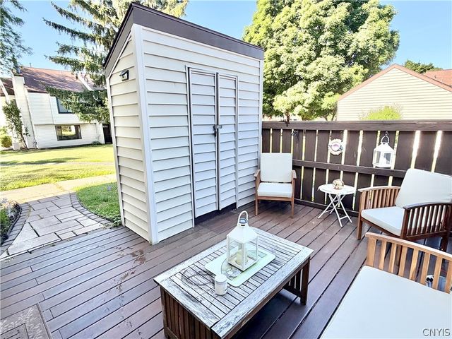 104 Harwinton Court, Camillus, NY 13031