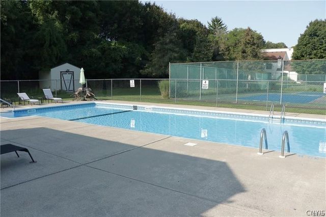 104 Harwinton Court, Camillus, NY 13031