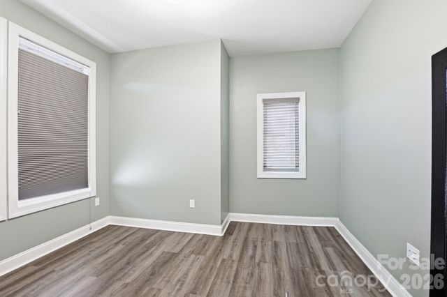 141 N Crab Meadow Drive, Hendersonville, NC 28739