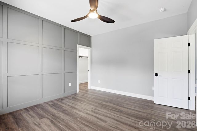 141 N Crab Meadow Drive, Hendersonville, NC 28739