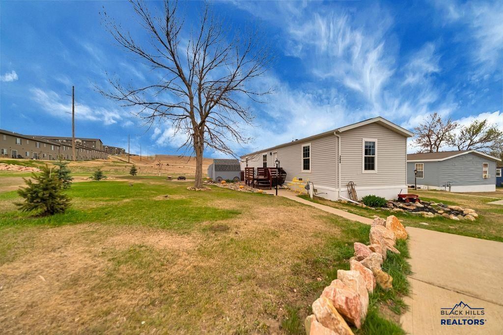 1702 E HWY 44, Rapid City, SD 57701