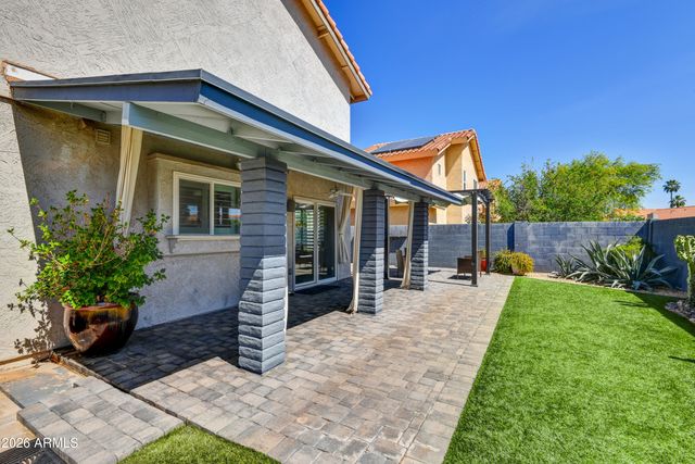 4413 E BLUEFIELD Avenue, Phoenix, AZ 85032