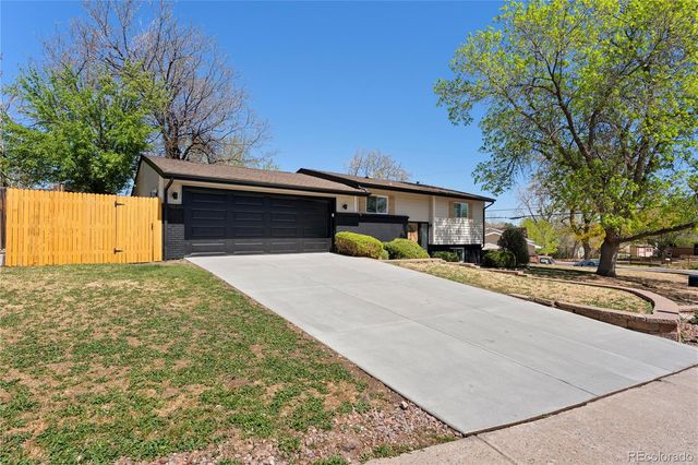 10921 W Exposition Drive, Lakewood, CO 80226