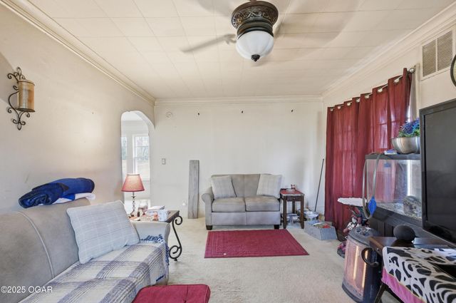 4922 Byers Avenue, Joplin, MO 64804