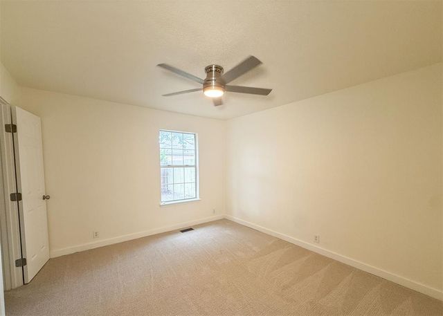 117 N Grand Fork Drive, Edmond, OK 73003