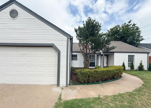 117 N Grand Fork Drive, Edmond, OK 73003
