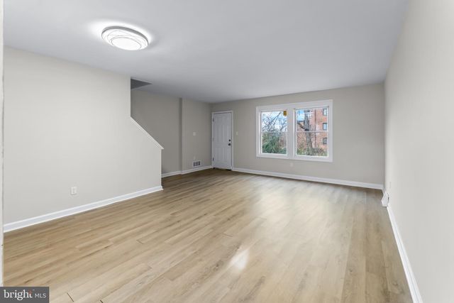 738 NEPTUNE AVE, Oxon Hill, MD 20745